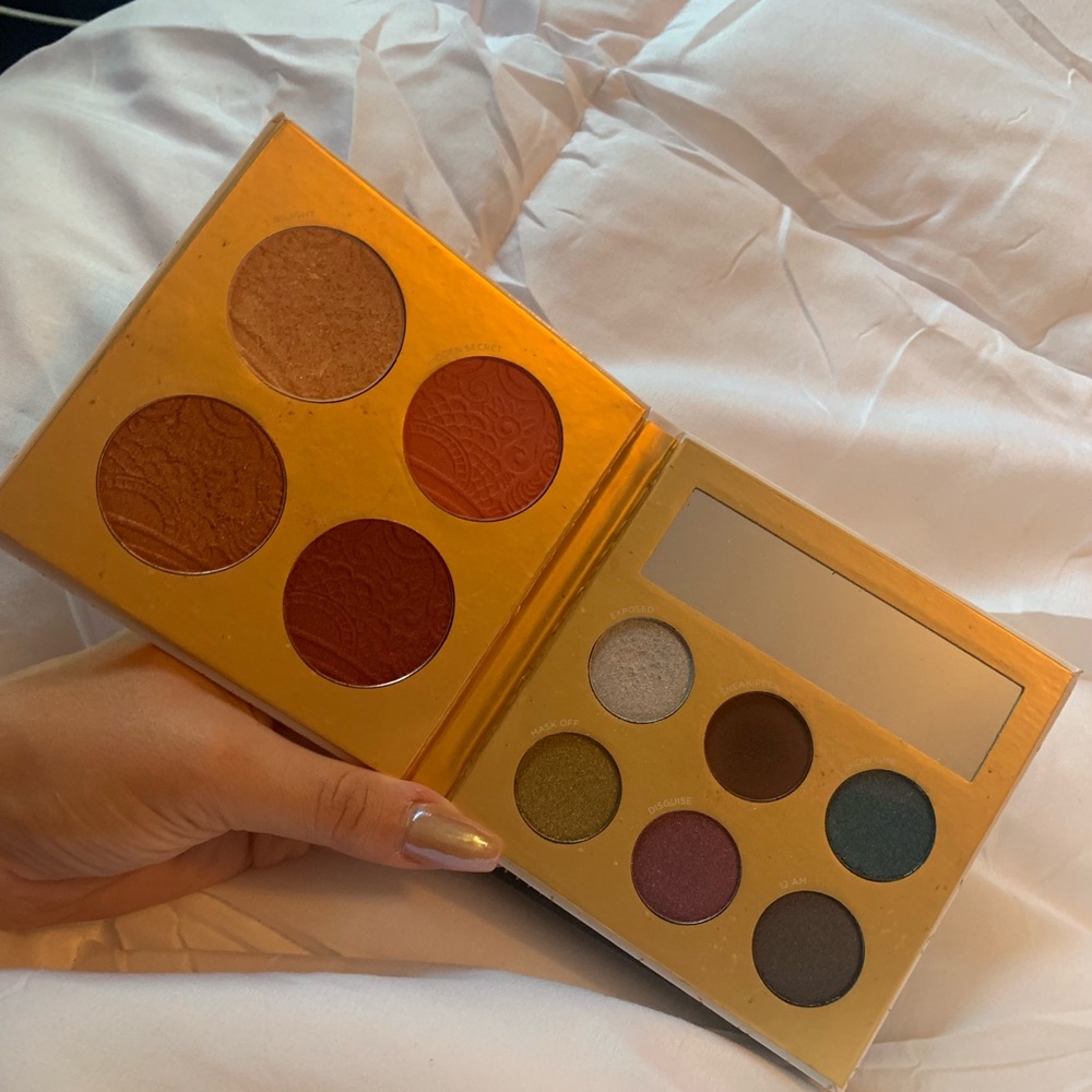 Pur midnight masquerade face palette